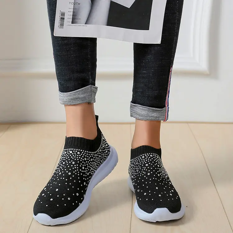 Jian Er Factory OEM ODM Low Price Fashion Vamp Point Drill Zapatos Sneaker Women Casual Sport Shoes