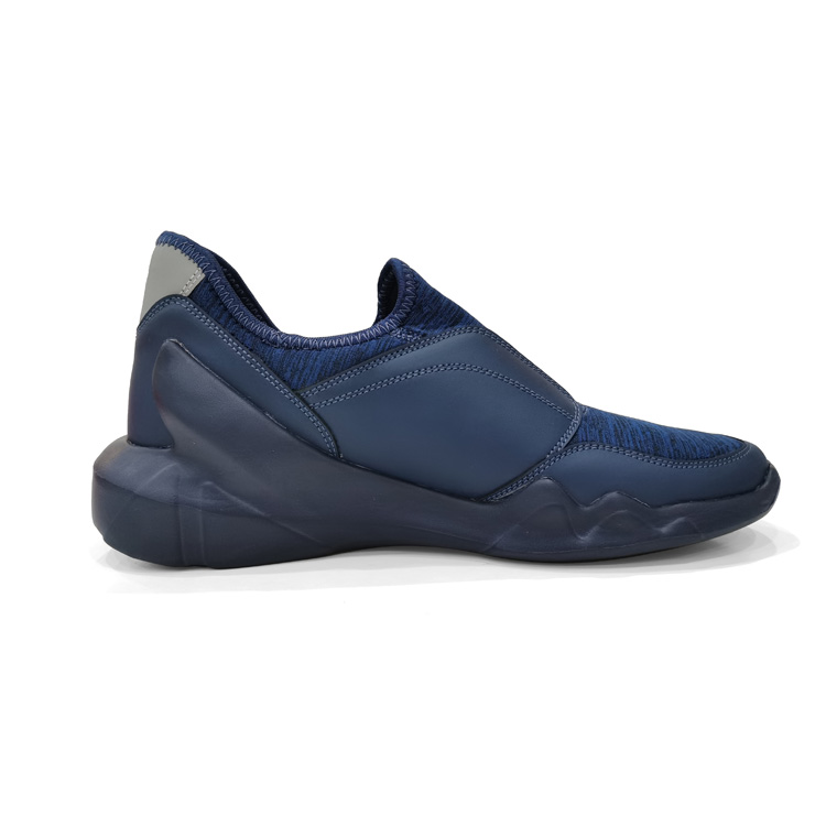 China Suppliers Men Running Fashion Branded Trainers Adult Black Casual Running Shoes